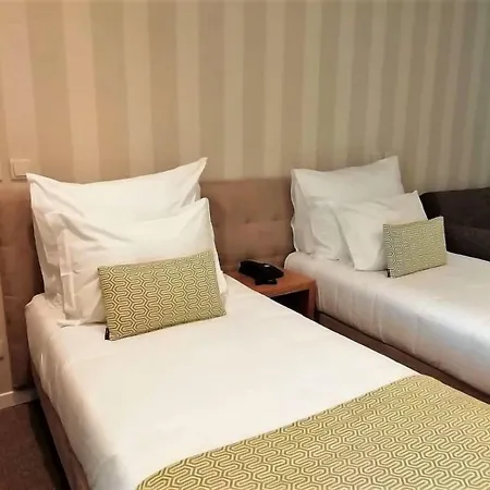 Adelaide Hotell Geres