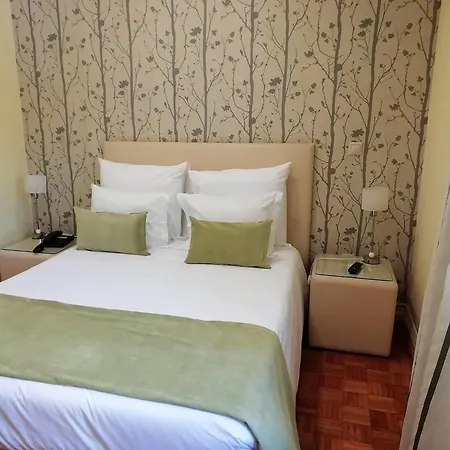 Adelaide Hotel