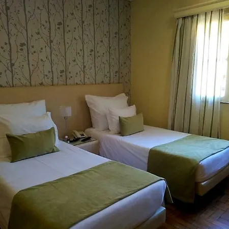 Adelaide Hotel