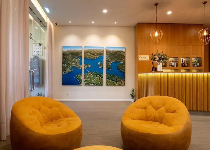 Adelaide Hotel Geres