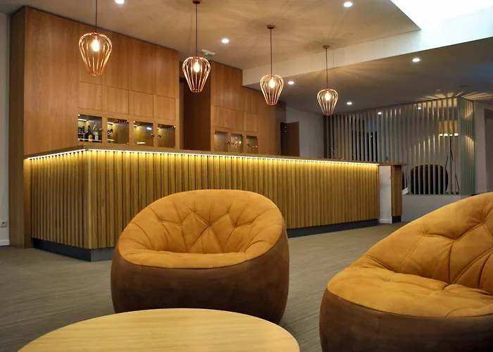 Adelaide Hotel Geres